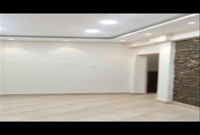 63887748 - Property Main Image