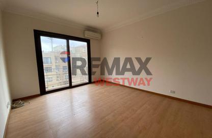 Penthouse - 3 Bedrooms - 4 Bathrooms for sale in Casa - Sheikh Zayed Compounds - Sheikh Zayed City - Giza