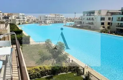 شاليه - 3 غرف نوم - 3 حمامات للبيع في ازها الساحل الشمالي - راس الحكمة - الساحل الشمالي