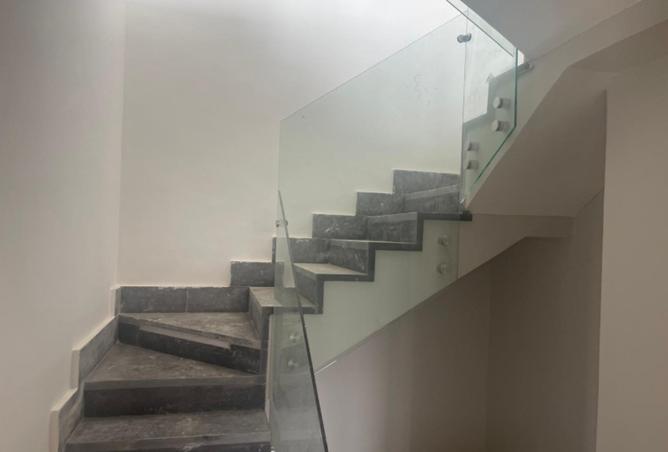 8512380 - Property Image 3