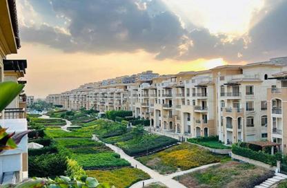 Apartment - 3 Bedrooms - 3 Bathrooms for sale in Stone Residence - 5th Settlement Compounds - The 5th Settlement - New Cairo City - Cairo