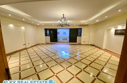 شقة - 3 غرف نوم - 2 حمامات للايجار في طريق الجيش - كليوباترا - حي شرق - الاسكندرية