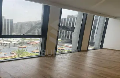 Office Space - 1 Bedroom - 1 Bathroom for rent in Eastown - 5th Settlement Compounds - The 5th Settlement - New Cairo City - Cairo