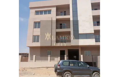 Apartment - 3 Bedrooms - 3 Bathrooms for sale in Bait Alwatan - The 5th Settlement - New Cairo City - Cairo