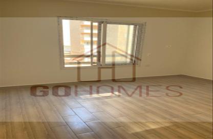 Apartment - 2 Bedrooms - 2 Bathrooms for sale in Zahraa El Maadi - Hay El Maadi - Cairo