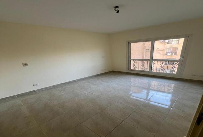 70374642 - صورة العقار 3