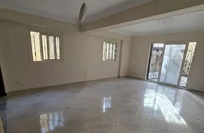 شقة - 3 غرف نوم - 1 حمام للايجار في شارع بريد التجمع الاول - التجمع الاول - مدينة القاهرة الجديدة - القاهرة