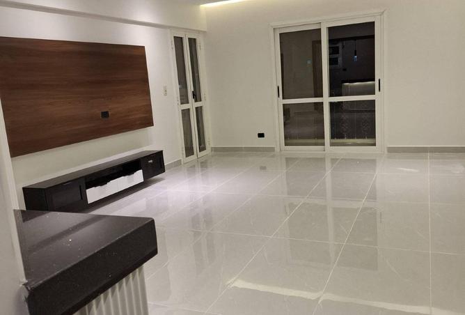 53717515 - Property Main Image