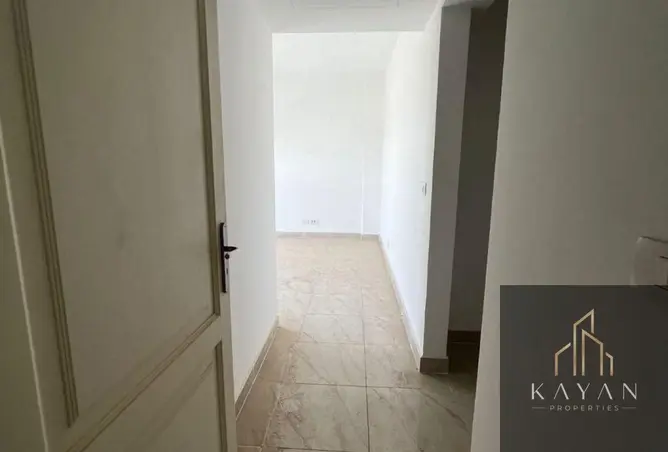 100929431 - Property Image 2