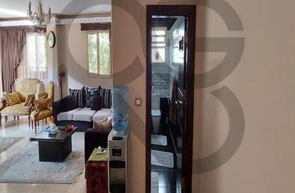 Duplex - 5 Bedrooms - 4 Bathrooms for sale in 10th District - Sheikh Zayed City - Giza