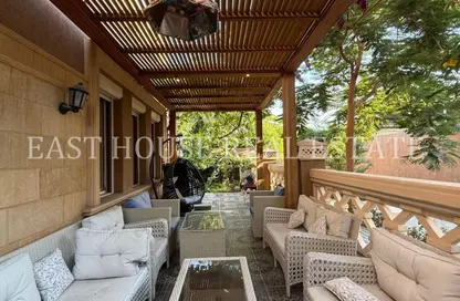 فيلا - 5 غرف نوم - 3 حمامات للبيع في لاجو فيستا - المستثمرين الشمالية - مدينة القاهرة الجديدة - القاهرة