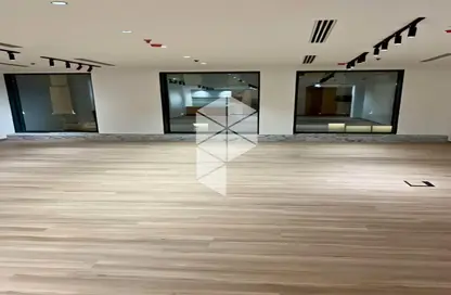 Office Space - 6 Bedrooms - 2 Bathrooms for rent in Park St. - Ring Road - The 5th Settlement - New Cairo City - Cairo