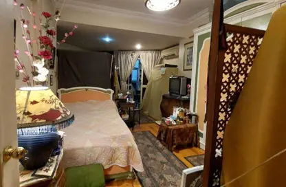 Apartment - 3 Bedrooms - 3 Bathrooms for sale in Zamalek - Cairo