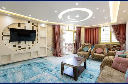 شقة - 3 غرف نوم - 2 حمامات للبيع في شارع إسكندر إبراهيم - ميامي - حي اول المنتزة - الاسكندرية