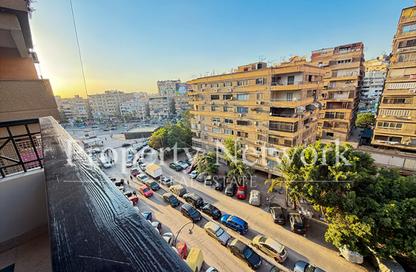 شقة - 3 غرف نوم - 2 حمامات للبيع في شارع شمس الدين الذهبي - ارض الجولف - مصر الجديدة - القاهرة شقة - 3 غرف نوم - 2 حمامات للبيع في شارع شمس الدين الذهبي - ارض الجولف - مصر الجديدة - القاهرة