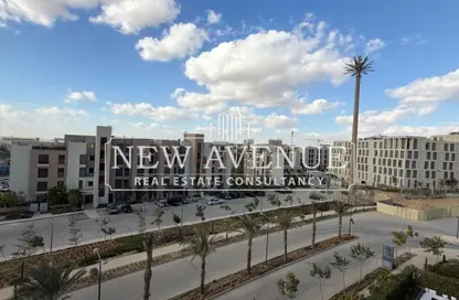 (بنتهاوس  (روف - 3 غرف نوم - 4 حمامات للبيع في ديستريكت 5 - كمبوندات التجمع الخامس - التجمع الخامس - مدينة القاهرة الجديدة - القاهرة