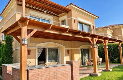 Villa - 4 - 5 for sale in Stone Park - 5th Settlement Compounds - The 5th Settlement - New Cairo City - Cairo