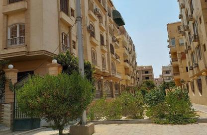 Apartment - 2 Bedrooms - 1 Bathroom for sale in El Narges Buildings - Al Narges - New Cairo City - Cairo