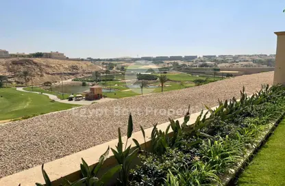 فيلا - 5 غرف نوم - 5 حمامات للبيع في سيليستا هيلز - اب تاون كايرو - المقطم - القاهرة