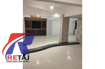 Apartment - 2 Bedrooms - 1 Bathroom for sale in Makram Ebeid St. - 6th Zone - Nasr City - Cairo