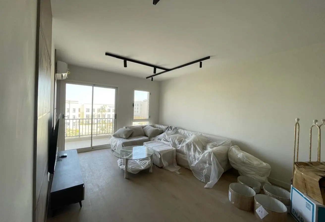 97723225 - Property Main Image