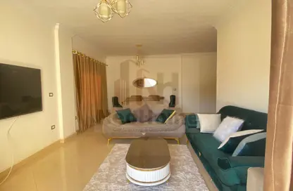 شقة - 3 غرف نوم - 2 حمامات للايجار في مدينة وصال - كمبوندات الشروق - مدينة الشروق - القاهرة