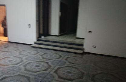 Apartment - 3 - 3 for sale in Hesham Labib St. - 8th Zone - Nasr City - Cairo