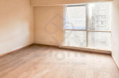 Apartment - 3 Bedrooms - 3 Bathrooms for sale in Grand View - Smouha - Hay Sharq - Alexandria