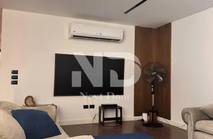 Apartment - 4 Bedrooms - 3 Bathrooms for rent in Mountain View iCity - 5th Settlement Compounds - The 5th Settlement - New Cairo City - Cairo