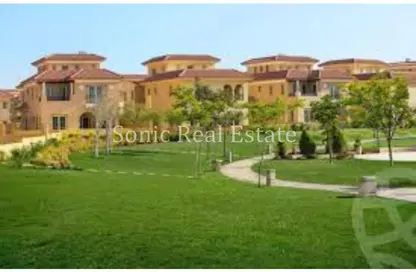 Villa - 4 Bedrooms - 5 Bathrooms for sale in Hyde Park - New Cairo City - Cairo