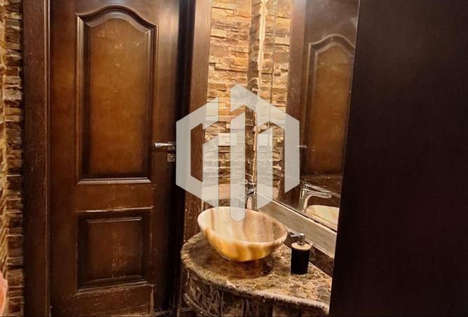 70104031 - Property Image 2