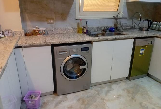 102904178 - Property Image 3