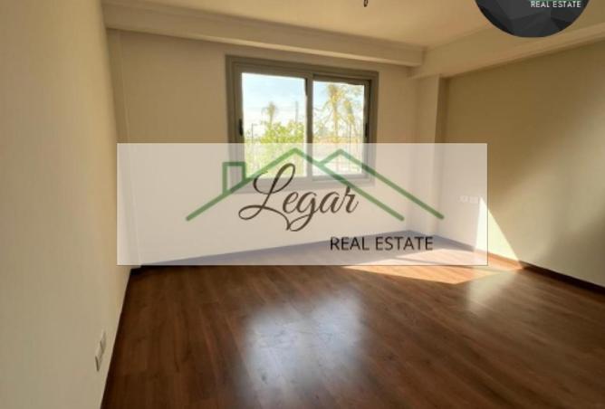 8266979 - Property Image 2