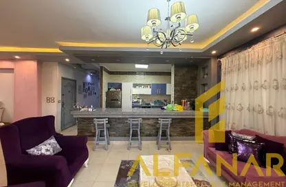 شقة - 3 غرف نوم - 2 حمامات للبيع في شارع الجزيرة - المستثمرين الجنوبية - مدينة القاهرة الجديدة - القاهرة