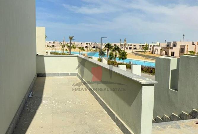 98832897 - Property Image 2