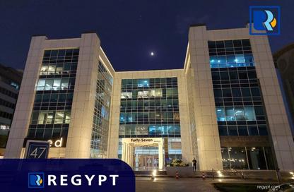 مساحات مكتبية - استوديو - 4 حمامات للايجار في فى90 - شارع التسعين الشمالي - التجمع الخامس - مدينة القاهرة الجديدة - القاهرة