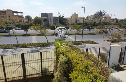 Townhouse - 4 - 5 for sale in Westown - Sheikh Zayed Compounds - Sheikh Zayed City - Giza Townhouse - 4 - 5 for sale in Westown - Sheikh Zayed Compounds - Sheikh Zayed City - Giza
