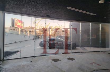 Show Room - Studio - 3 Bathrooms for rent in Concord Plaza - South Investors Area - New Cairo City - Cairo