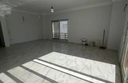 Penthouse - 3 Bedrooms - 3 Bathrooms for sale in Hyde Park - New Cairo City - Cairo