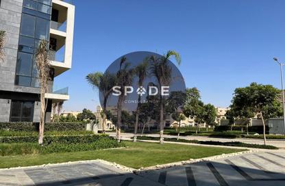 Apartment - 3 Bedrooms - 2 Bathrooms for sale in El Patio Oro - 5th Settlement Compounds - The 5th Settlement - New Cairo City - Cairo