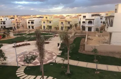 Villa - 4 Bedrooms - 4 Bathrooms for sale in Hyde Park - New Cairo City - Cairo