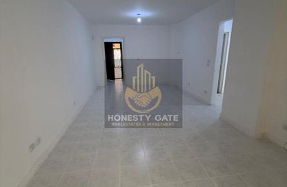 Apartment - 2 Bedrooms - 1 Bathroom for rent in Abou Bakr Al Sedeek St. - Rehab City Second Phase - Al Rehab - New Cairo City - Cairo Apartment - 2 Bedrooms - 1 Bathroom for rent in Abou Bakr Al Sedeek St. - Rehab City Second Phase - Al Rehab - New Cairo City - Cairo