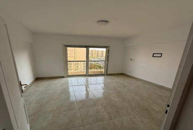 99399127 - Property Image 2
