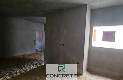 Apartment - 3 Bedrooms - 1 Bathroom for sale in Al Nasr St. - Hurghada - Red Sea
