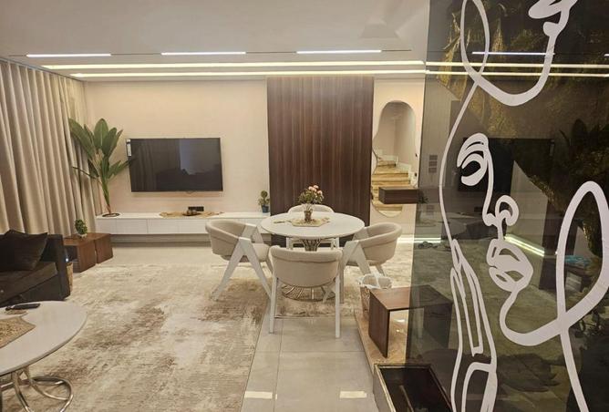 8560177 - Property Main Image