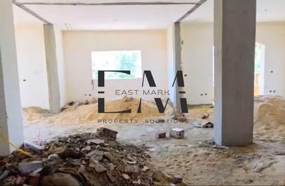 Apartment - 5 Bedrooms - 4 Bathrooms for sale in Musab Bin Omair St. - Area E - Ganoob El Acadimia - New Cairo City - Cairo Apartment - 5 Bedrooms - 4 Bathrooms for sale in Musab Bin Omair St. - Area E - Ganoob El Acadimia - New Cairo City - Cairo