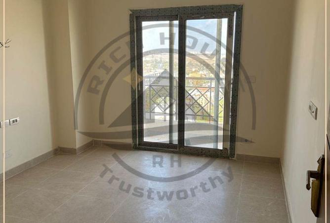 68007463 - صورة العقار 3