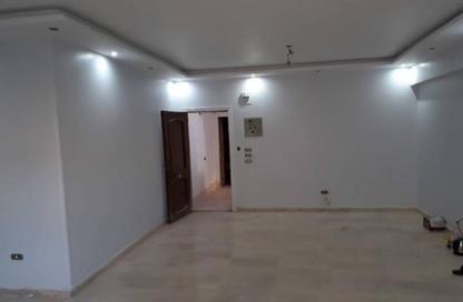 Apartment - 2 Bedrooms - 1 Bathroom for rent in Orouba Axis - Area A - Ganoob El Acadimia - New Cairo City - Cairo
