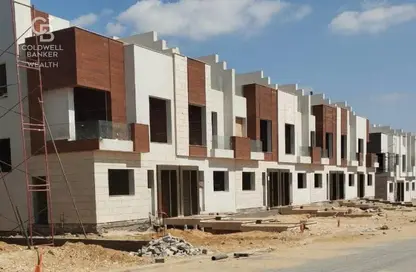 Townhouse - 3 Bedrooms - 3 Bathrooms for sale in Azzar - 5th Settlement Compounds - The 5th Settlement - New Cairo City - Cairo