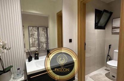 Apartment - 2 Bedrooms - 2 Bathrooms for sale in Mountain View iCity - 5th Settlement Compounds - The 5th Settlement - New Cairo City - Cairo